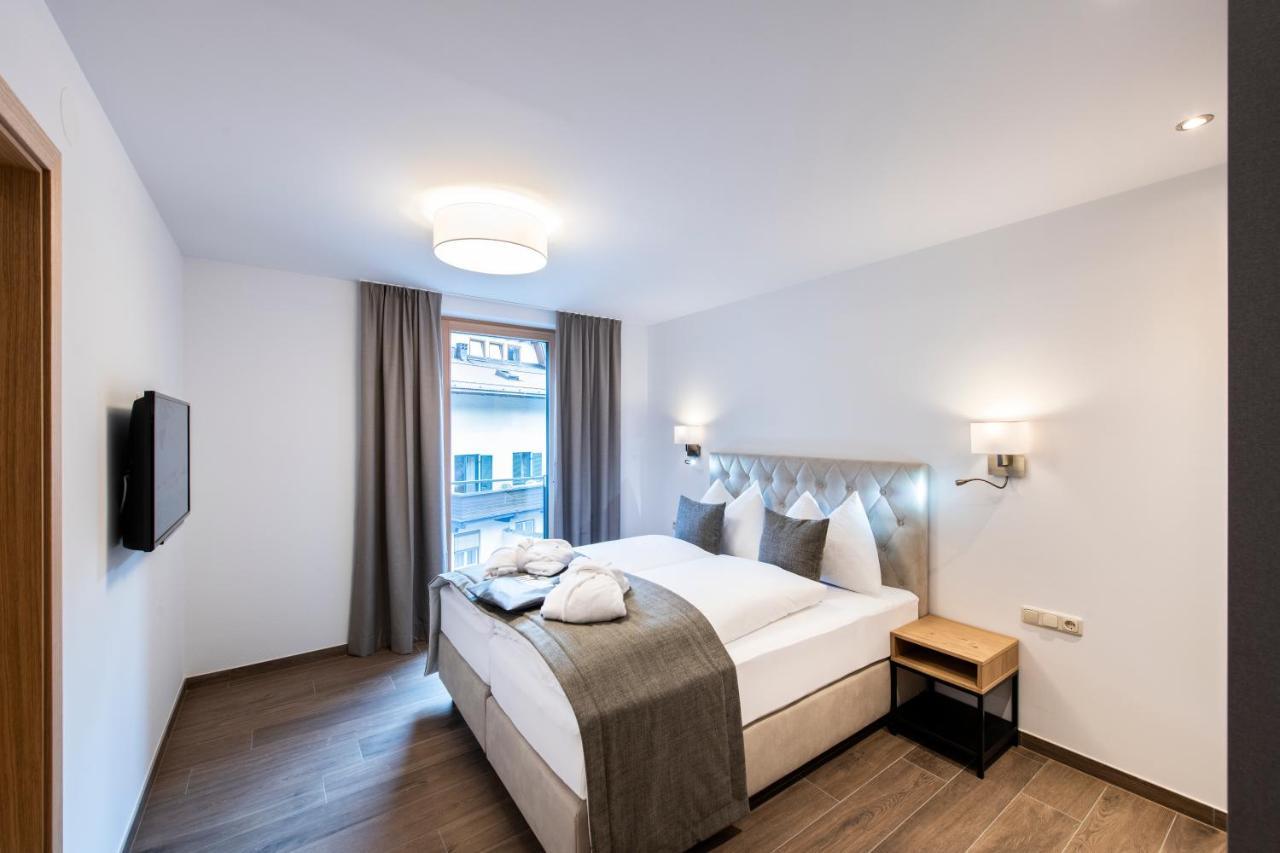Manni Home - Rooms & Apartments Mayrhofen Bagian luar foto